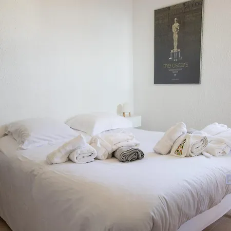 Apartmán Atypical Sea View And Swimming Pool Cannes