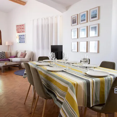 Atypical Sea View And Swimming Pool *