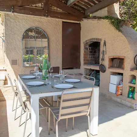 Apartamento Atypical Sea View And Swimming Pool Cannes