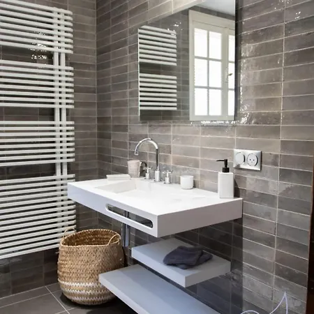 Atypical Sea View And Swimming Pool Apartamento